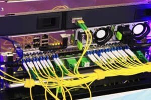 electronic equipment connectors